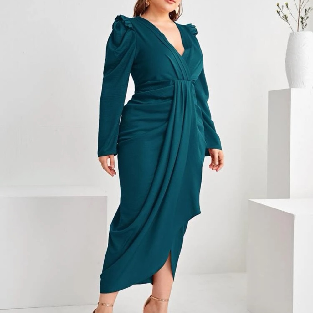Women’s plus size dress,Puff sleeve draped dress